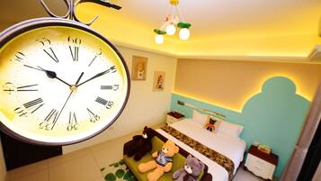 Premium bedding, free minibar, individually furnished, desk