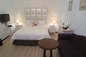 Double Room | Cadar kapas Mesir, peralatan tempat tidur premium, gebar bulu kapas