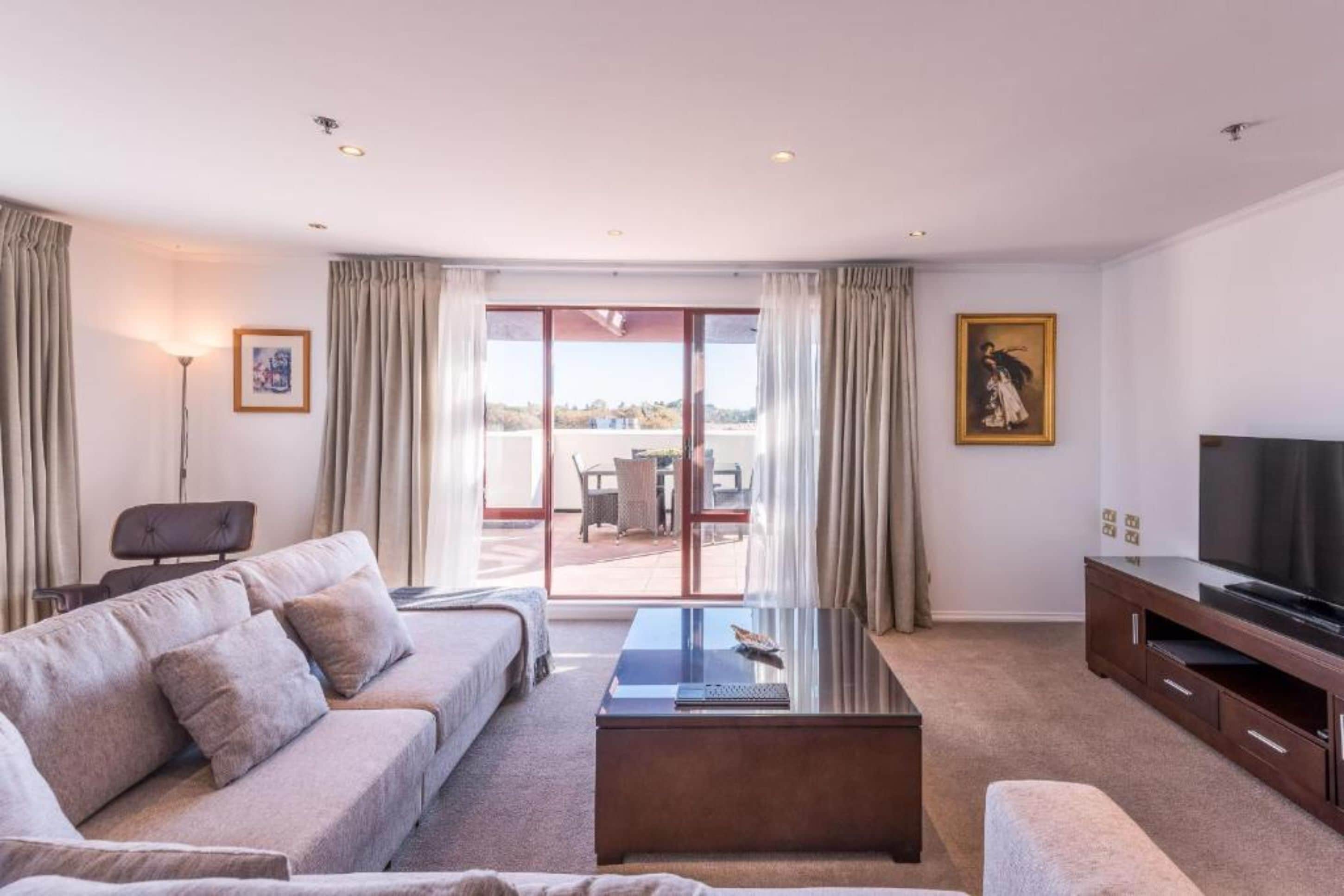 Photo - Fino Hotel & Suites