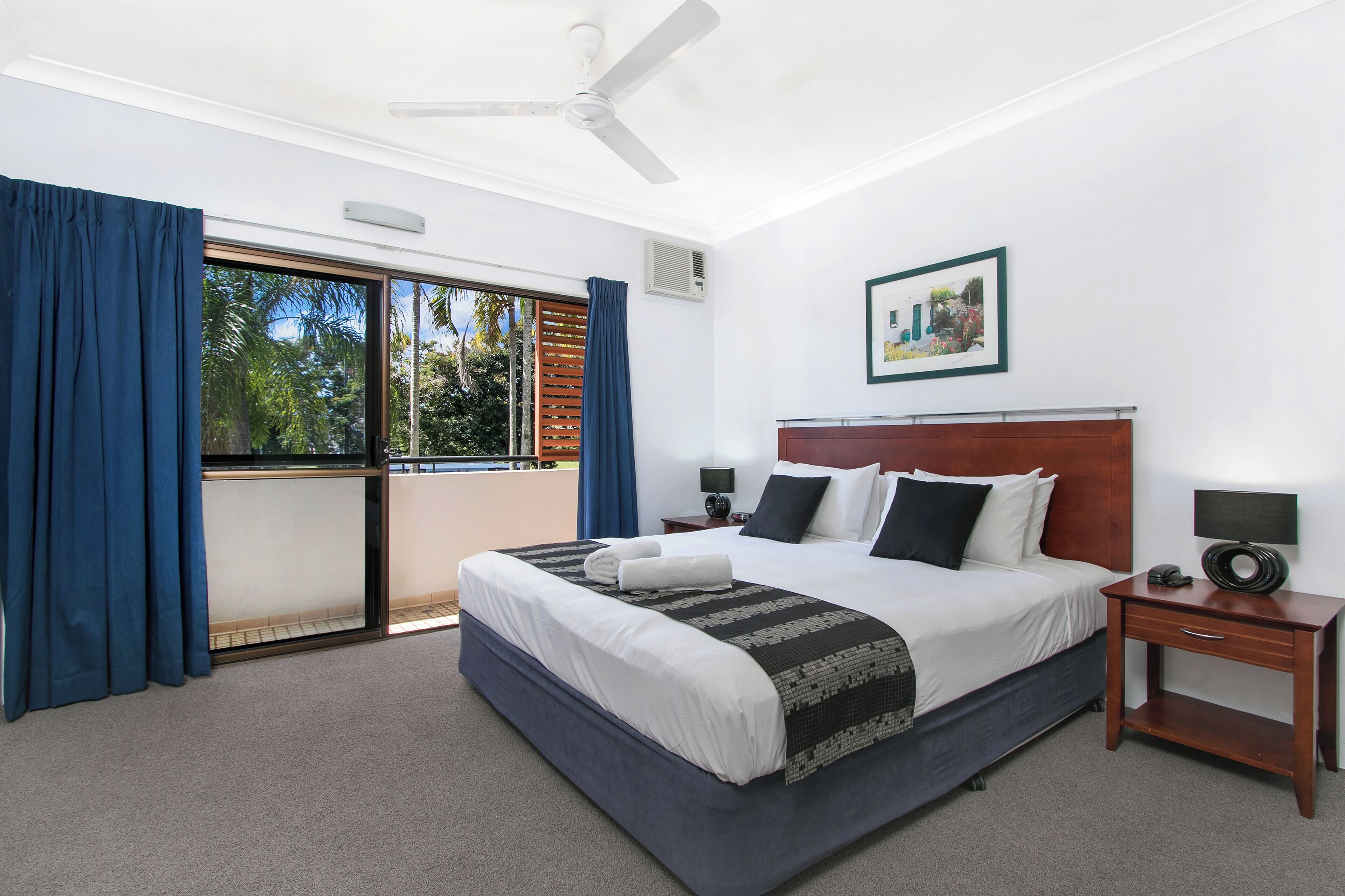 Egyptian cotton sheets, premium bedding, down comforters, in-room safe