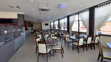 Daily continental breakfast for a fee