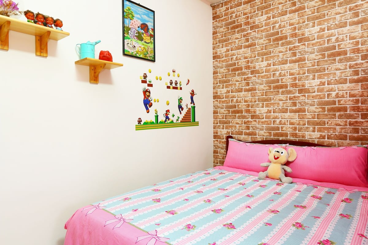 Habitación cuádruple | Escritorio y wifi gratis