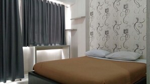 Superior Room, 1 Bedroom | 1 bedroom, desk, rollaway beds (surcharge), bed sheets - Margonda Residence III (Depok)