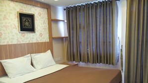 Superior Room, 1 Bedroom | 1 bedroom, desk, rollaway beds (surcharge), bed sheets - Margonda Residence III (Depok)