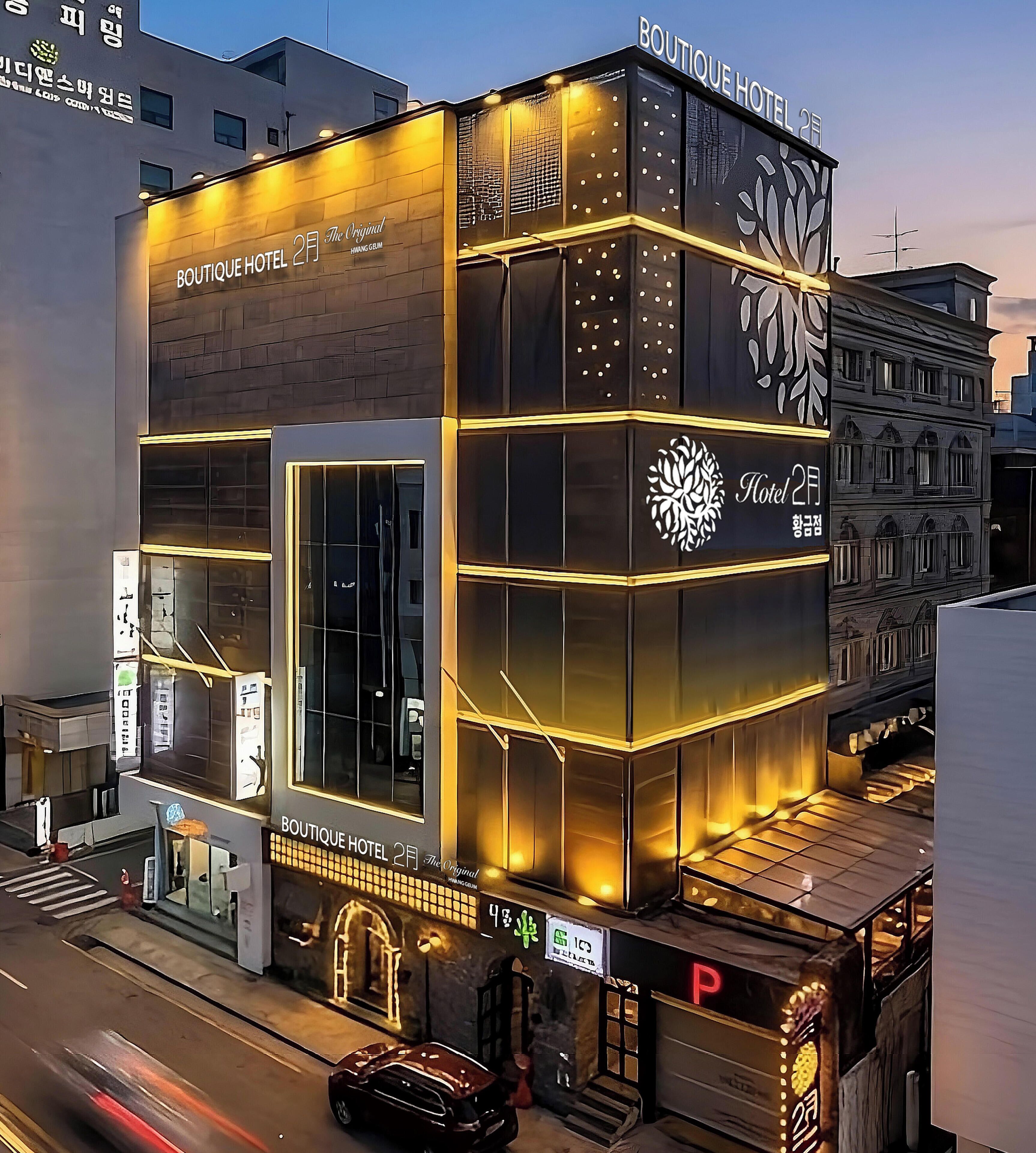 المنشأة من الخارج