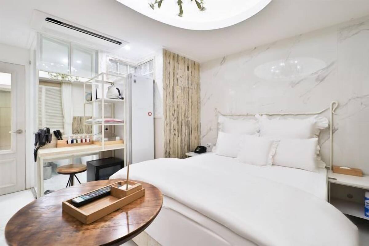 Escrivaninha, Wi-Fi de cortesia, individualmente decorados