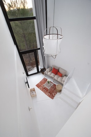 Deluxe-bungalow - 2 soveværelser - eget badeværelse - bjergudsigt | Opholdsområde | Fladskærms-tv