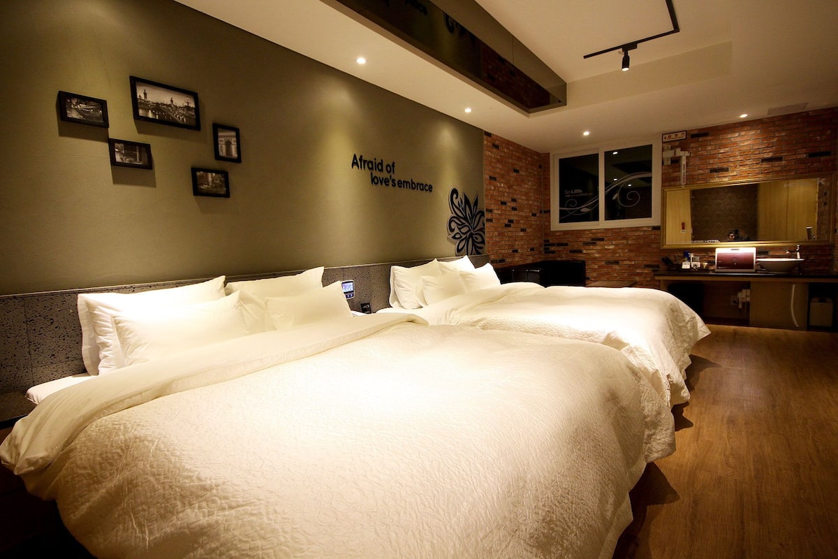 Habitación Deluxe con 2 camas individuales | Wifi gratis