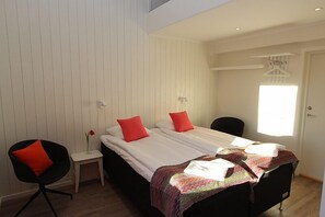 Family Room | Bed sheets - Bohus Malmöns Pensionat (Bohus-Malmon)