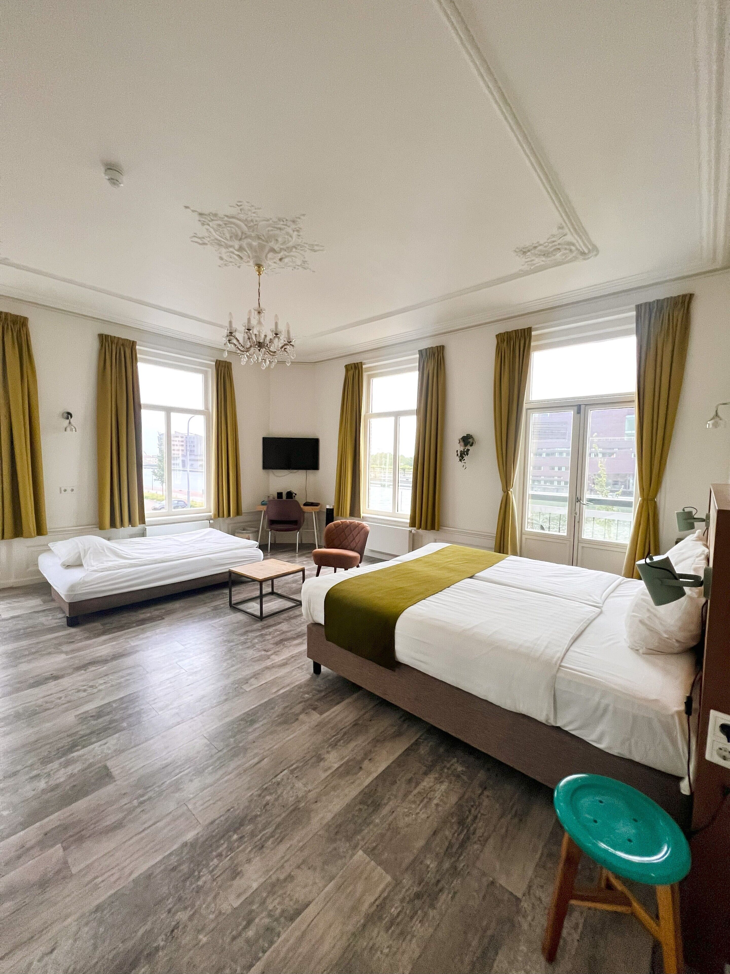 superior room, balcony | 1 bedroom, in-room safe, desk, blackout curtains