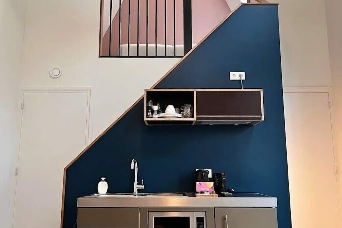 apartment, 2 bedrooms | private kitchen | espresso maker, coffee/tea maker, electric kettle, high chair