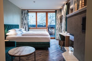 Suite de diseño, 1 habitación | Minibar, caja fuerte, escritorio y sistema de insonorización