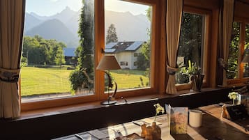 2 Restaurants, Abendessen, regionale Küche