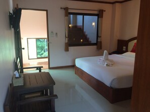 Standard Double Room | Minibar, desk, rollaway beds, free WiFi - Baan Rom Mai (Mae Hong Son)