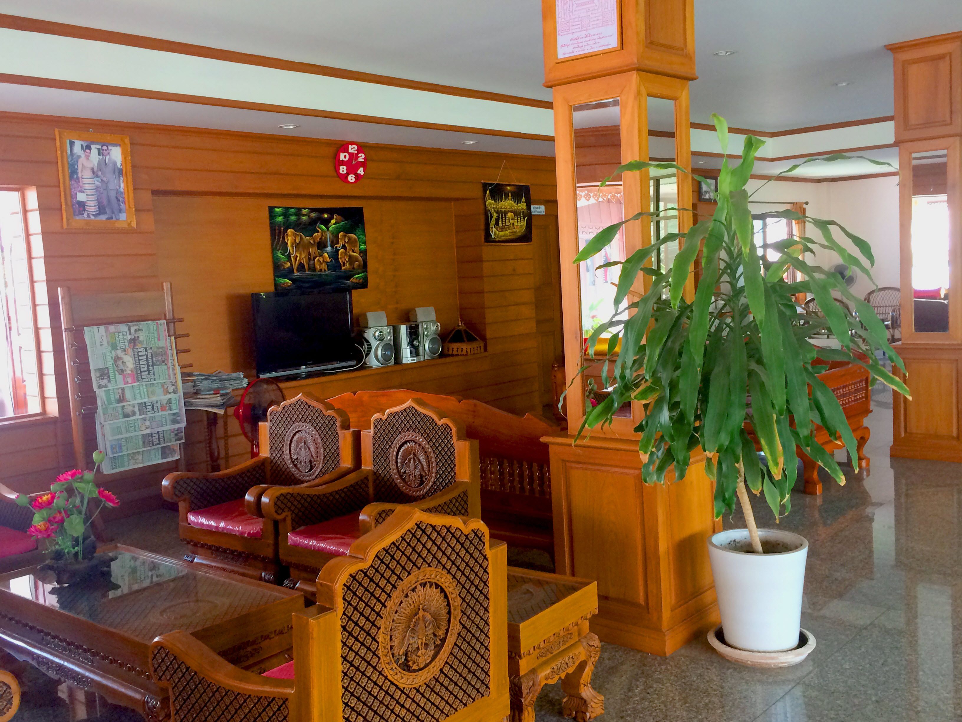 Lobby sitting area