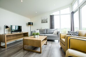 Rialto 5 personen | Wohnzimmer | 40-Zoll-Flachbildfernseher mit Kabelempfang, Fernseher