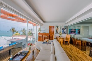Penthouse Suite | Living area | LED TV, table tennis - The Privilege Hotel Ezra Beach Club (Koh Samui)
