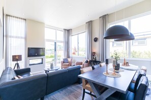 Deluxe Chalet, Sauna - TopParken Résidence Valkenburg (Schin op Geul)