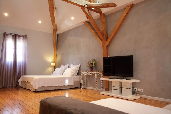 樓中樓客房 | 高級寢具、隔音、熨斗/熨衣板、免費無線上網