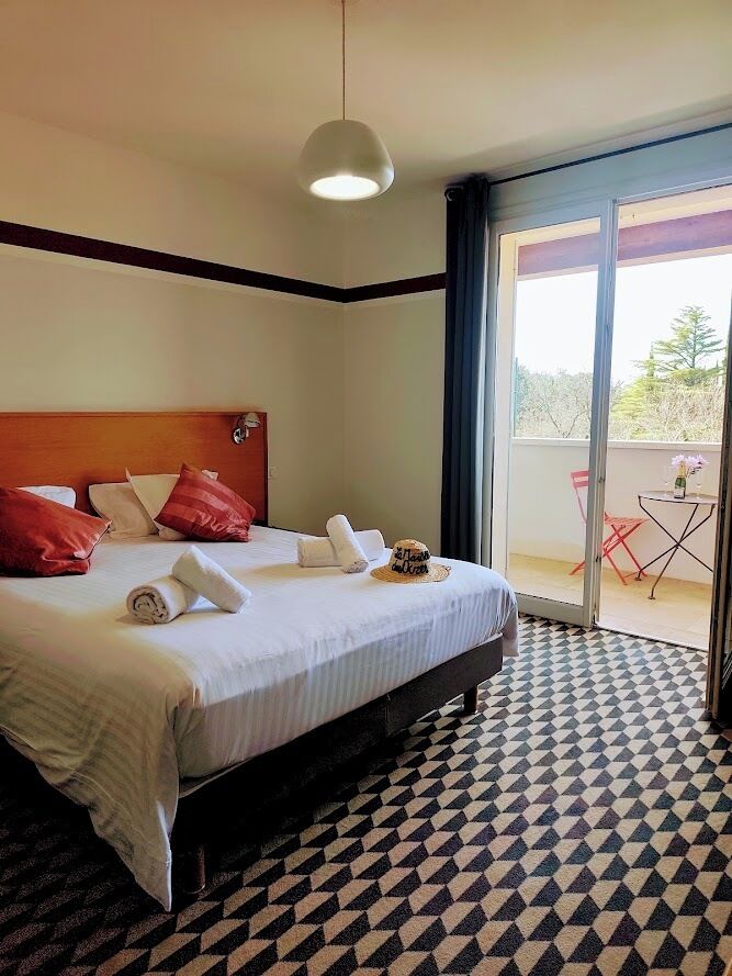 Superior Double Room, 1 Queen Bed, Balcony | Premium bedding, in-room safe, desk, laptop workspace