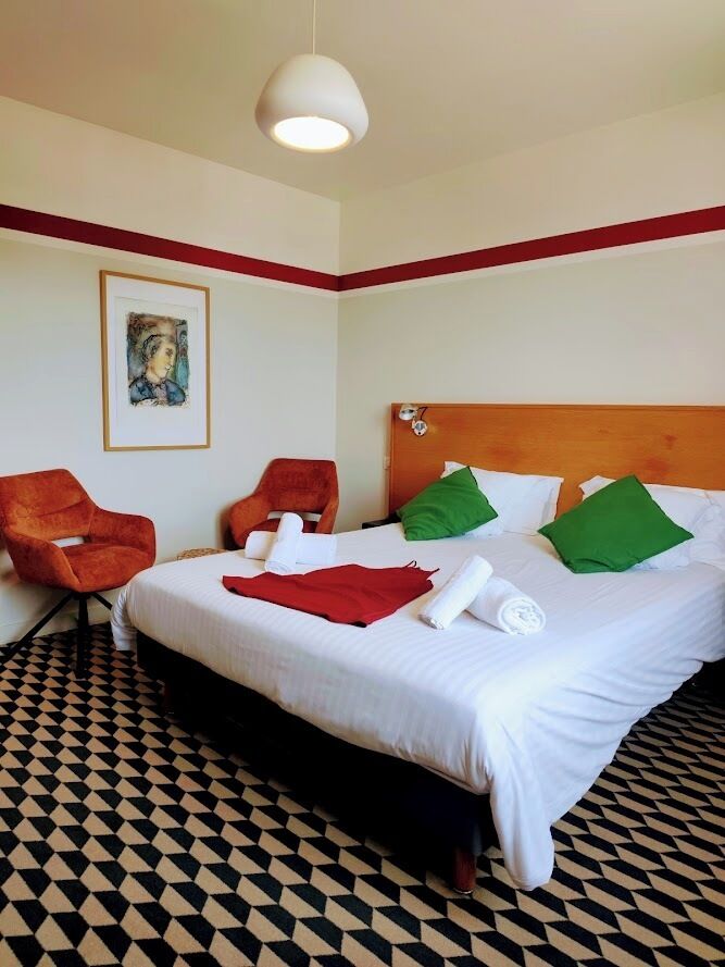 Superior Double Room, 1 Queen Bed, Mountain View | Premium bedding, in-room safe, desk, laptop workspace