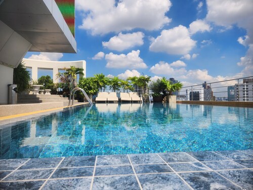 Interchange Tower Serviced Apartment