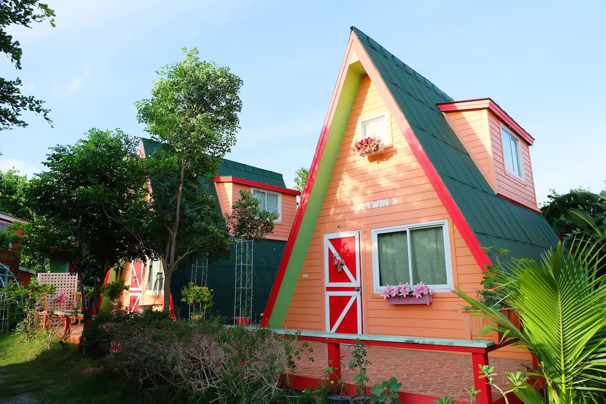 มินิบาร์, โต๊ะทำงาน, Wi-Fi ฟรี