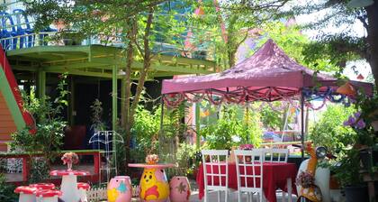 A Houses Homestay