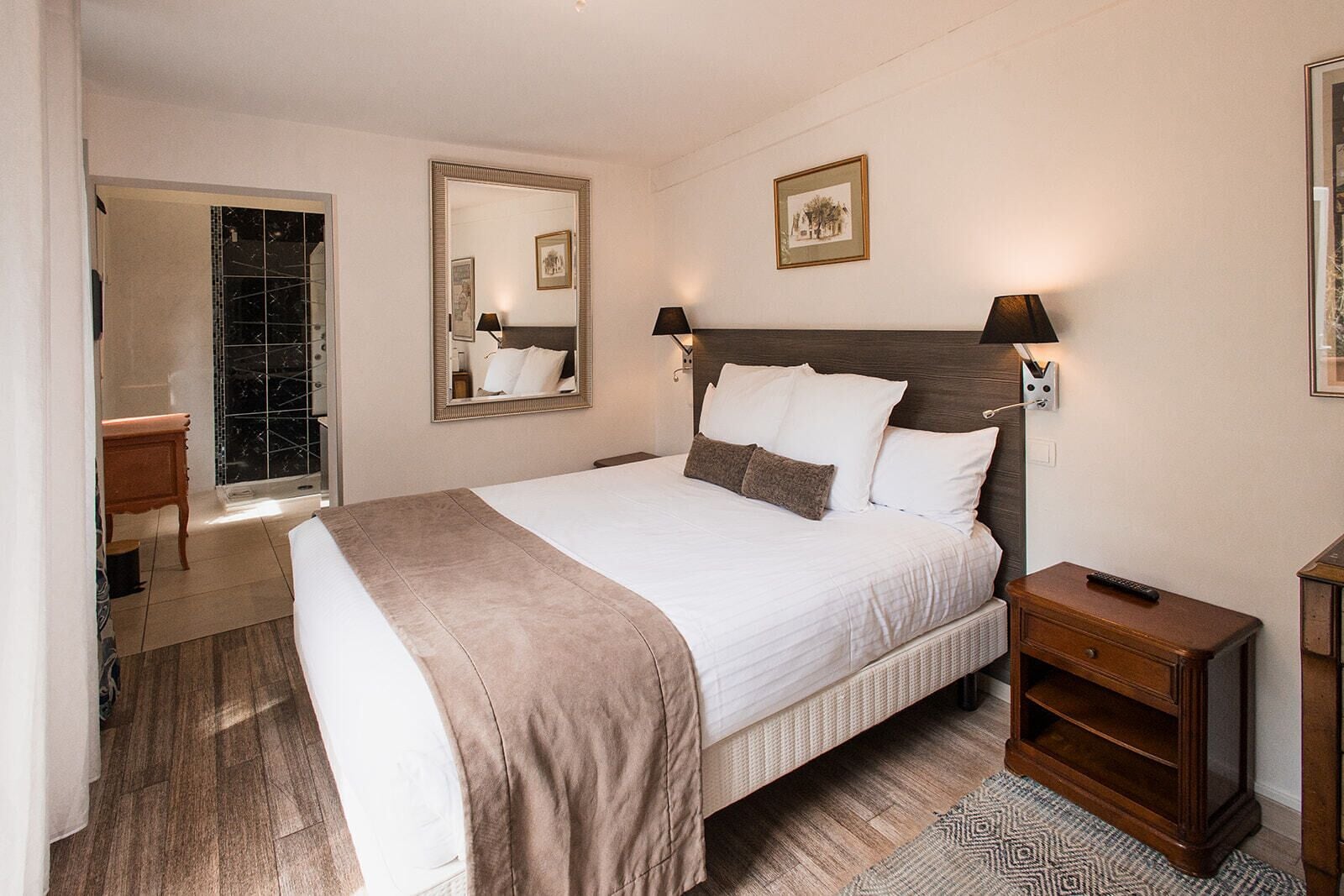 Comfort Double Room, Garden View | Premium bedding, in-room safe, desk, soundproofing