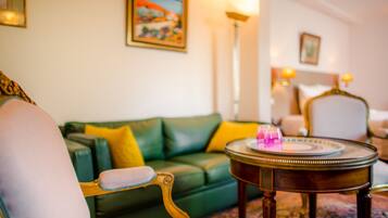 Double Room (Garden Prestige) | Living area | Flat-screen TV