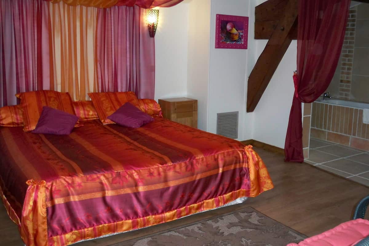 Deluxe Room (Marrakech) | Cribs (surcharge), rollaway beds (surcharge), WiFi (free)