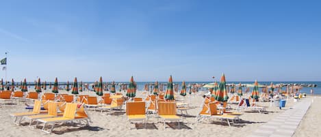 Private beach, sun-loungers, beach umbrellas, beach towels