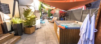 Au Cheval Blanc Hôtel et Restaurant