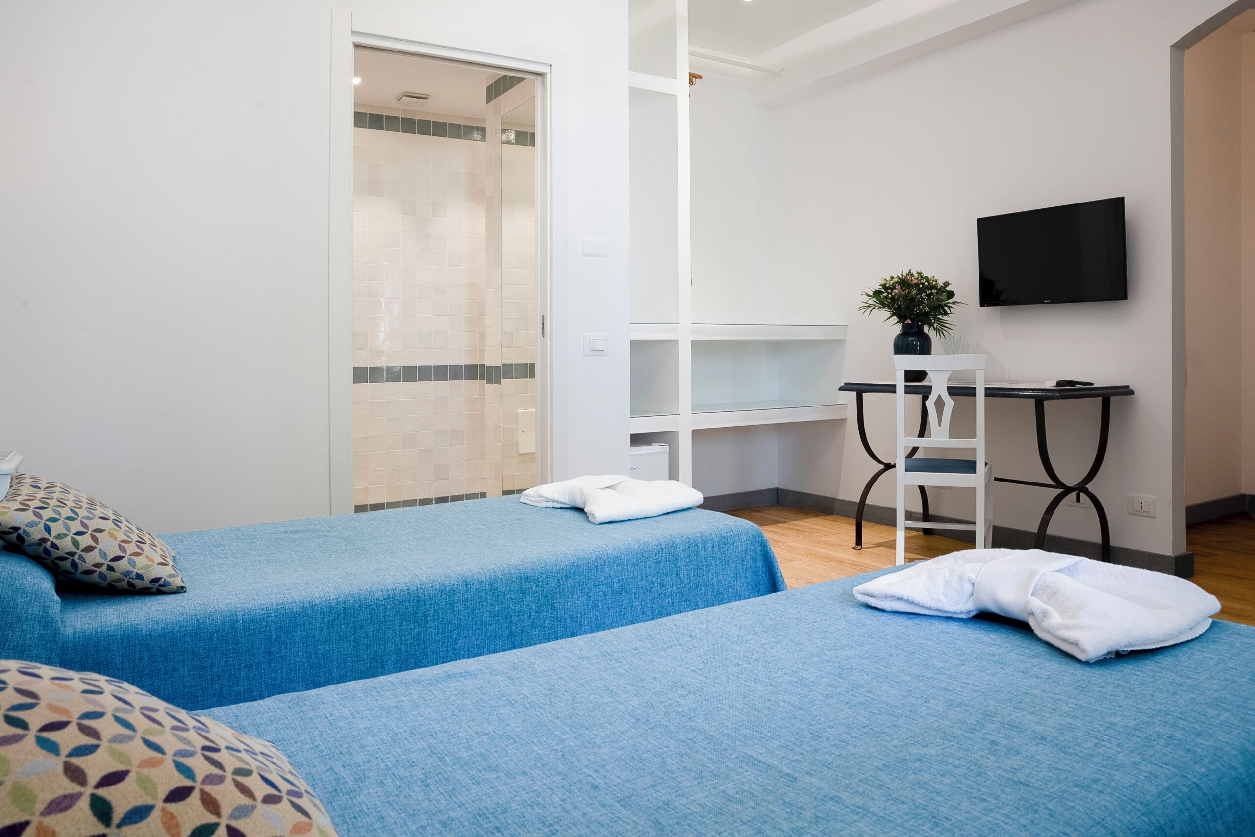 1 bedroom, minibar, in-room safe, desk