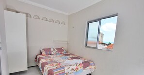 Apartamento | 1 quarto, escrivaninha, ferros/tábuas de passar roupa