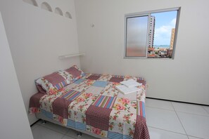 Apartamento | 1 quarto, escrivaninha, ferros/tábuas de passar roupa