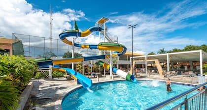 Diroma Fiori - Direto com o Grupo Diroma - acesso ao Acqua Park com café da manhã