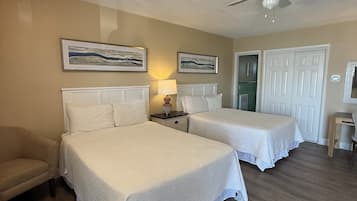 Standard Double Room | 1 bedroom, desk, iron/ironing board, free WiFi