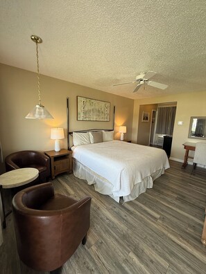 Habitación estándar, 1 habitación | Escritorio, tabla de planchar con plancha, wifi gratis y ropa de cama