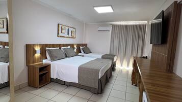 Standard Quadruple Room | Hypo-allergenic bedding, minibar, desk, blackout curtains