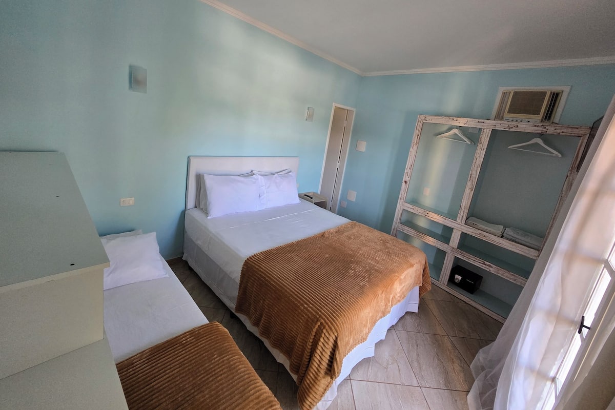 Minibar, in-room safe, blackout drapes, iron/ironing board (on request)