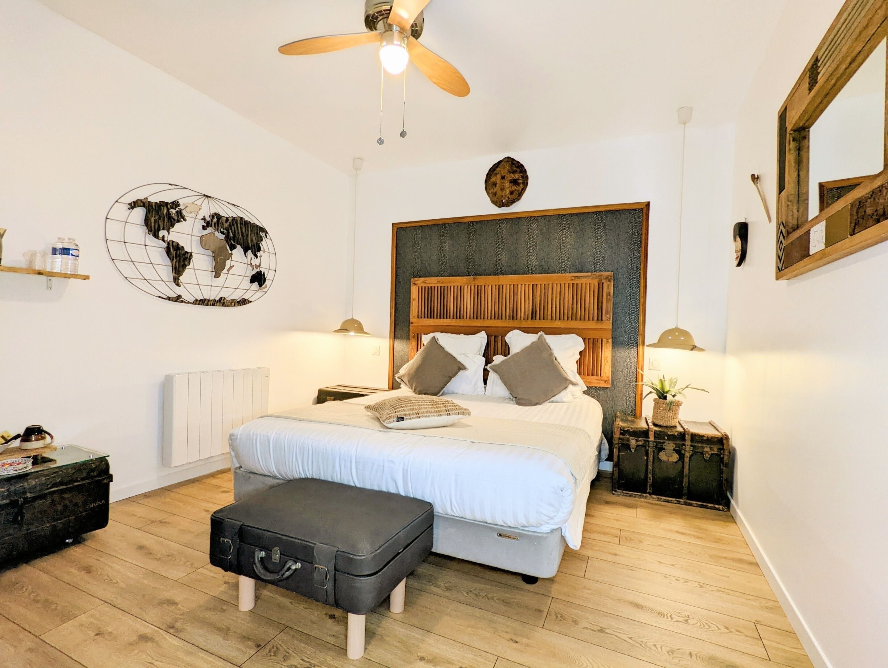 Chambre Double, accessible aux personnes à mobilité réduite (Chambre Voyage)