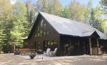 Otter Den | Lake view