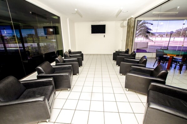 Lobby sitting area - Villas diRoma - Direto com o Grupo Diroma - acesso ao Acqua Park com café da manhã (Caldas Novas)