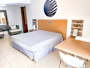 Minibar, escritorio, cortinas blackout y cunas gratuitas 