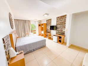 Häämatkasviitti | Minibaari, tallelokero huoneessa, pimennysverhot, ilmaiset vauvansängyt