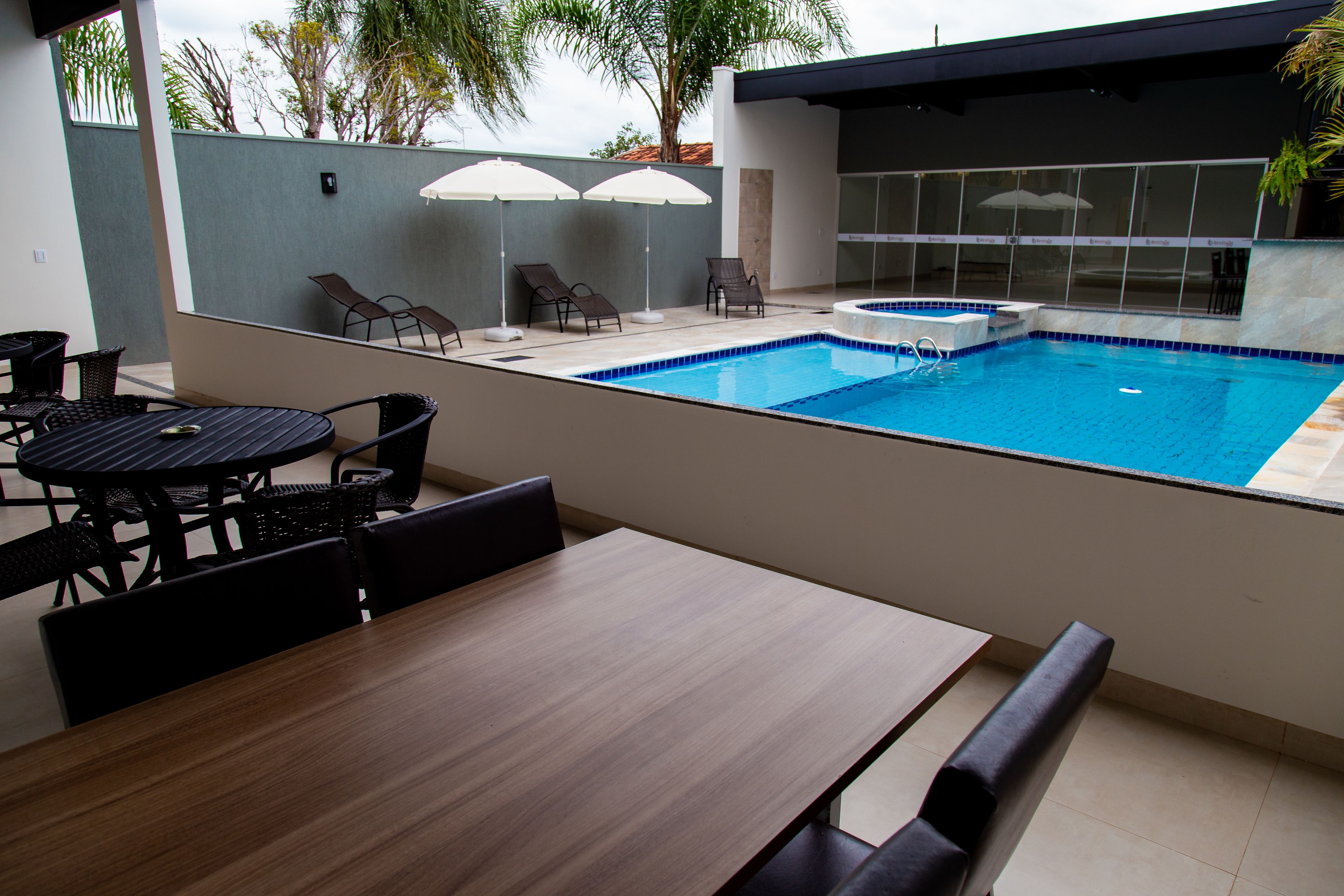 indoor pool, open 9:00 am to 10:00 pm, pool loungers