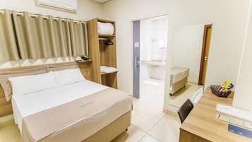 Deluxe Double Room, 1 Double Bed | Minibar, desk, laptop workspace, free WiFi