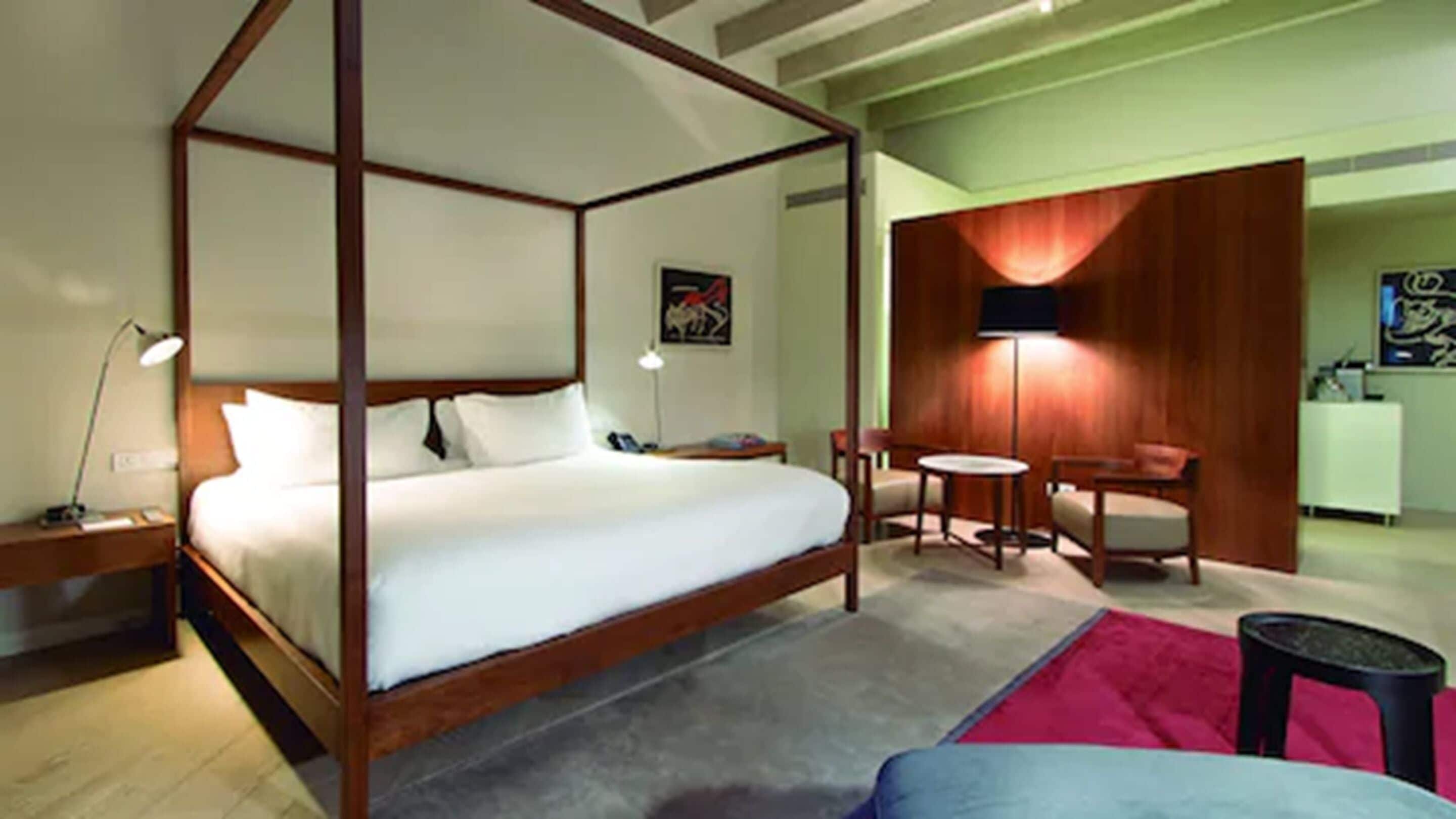 junior suite | premium bedding, minibar, in-room safe, desk