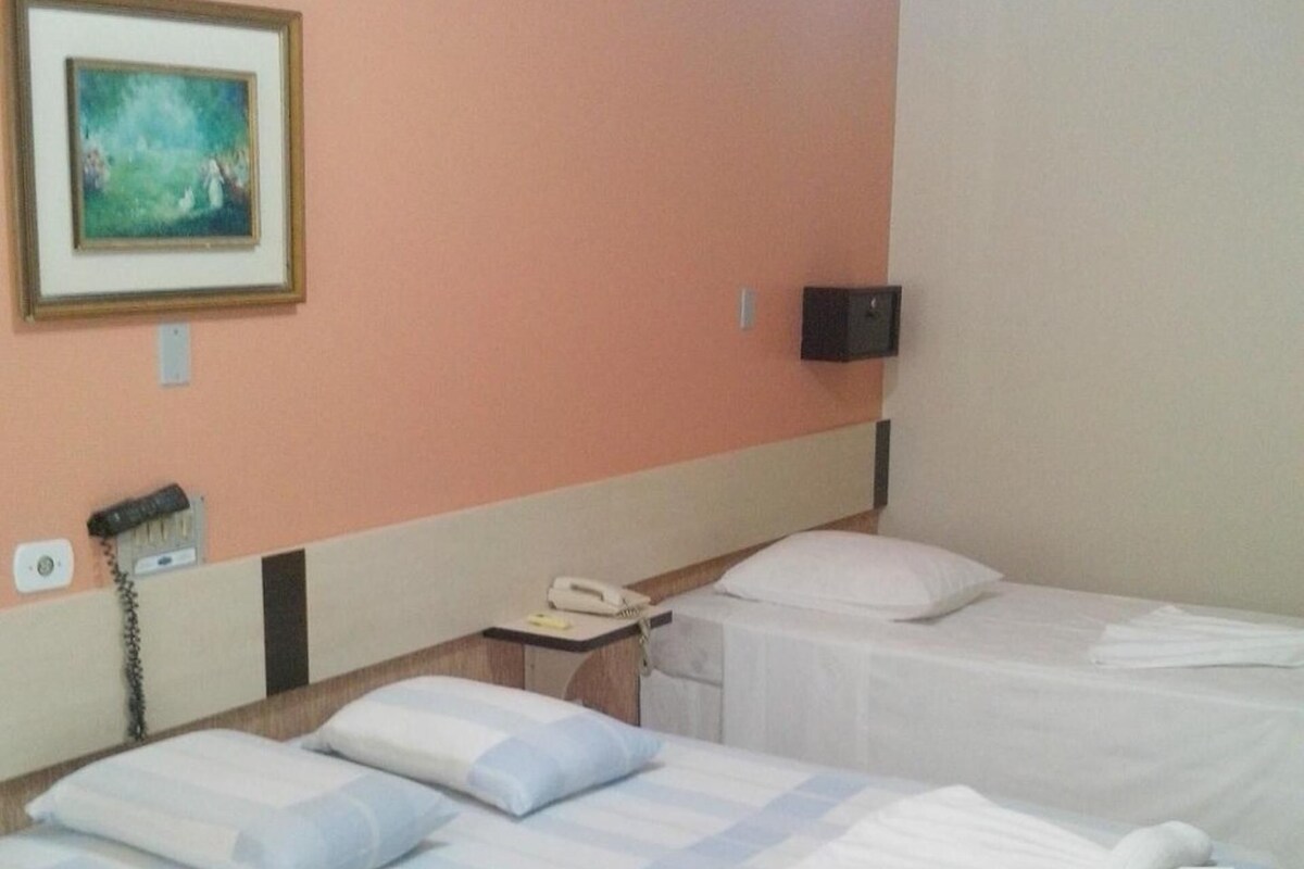 In-room safe, WiFi (free)